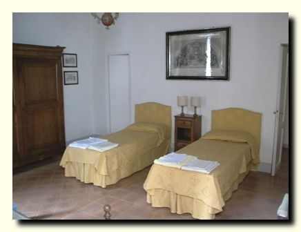 cartari1st_bedroom